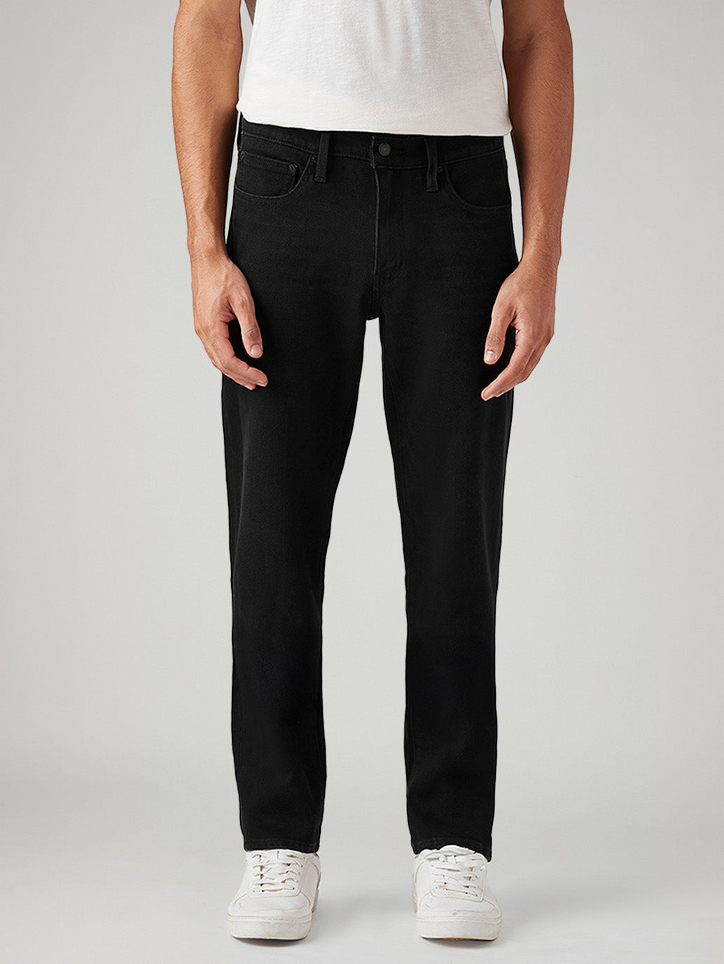 Men's 541 Black Athletic Tapered Fit Mid Rise Jeans - Front View