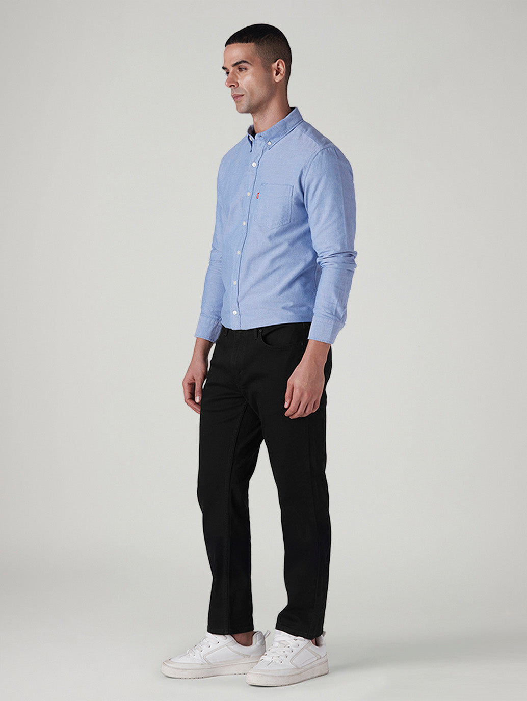 Men's 541 Black Tapered Fit Mid Rise Jeans - Side View