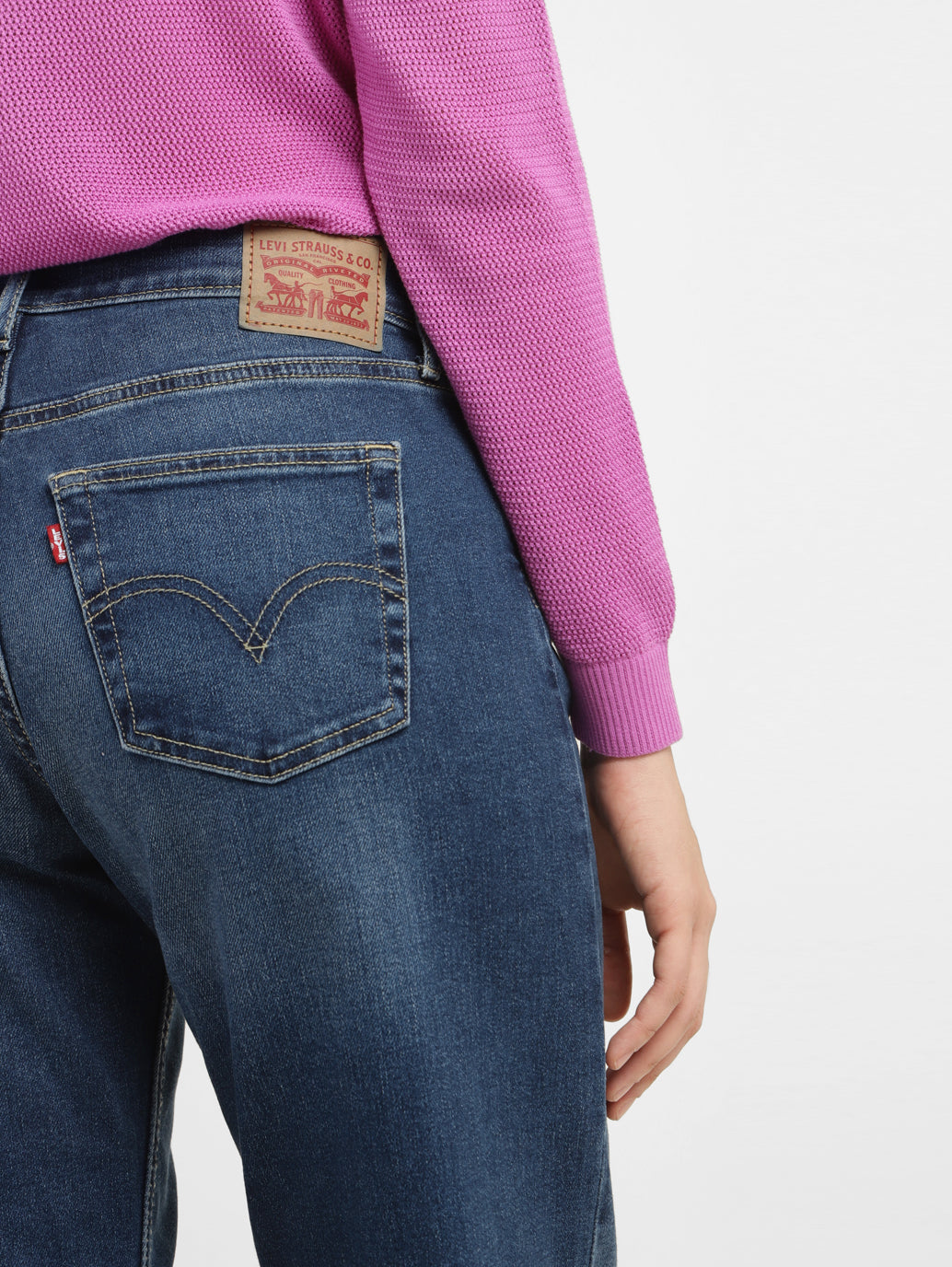 Women's Blue Loose Fit Low Rise Jeans - 602060f5-d0fb-4533-bcd2-16516a64ec55 View