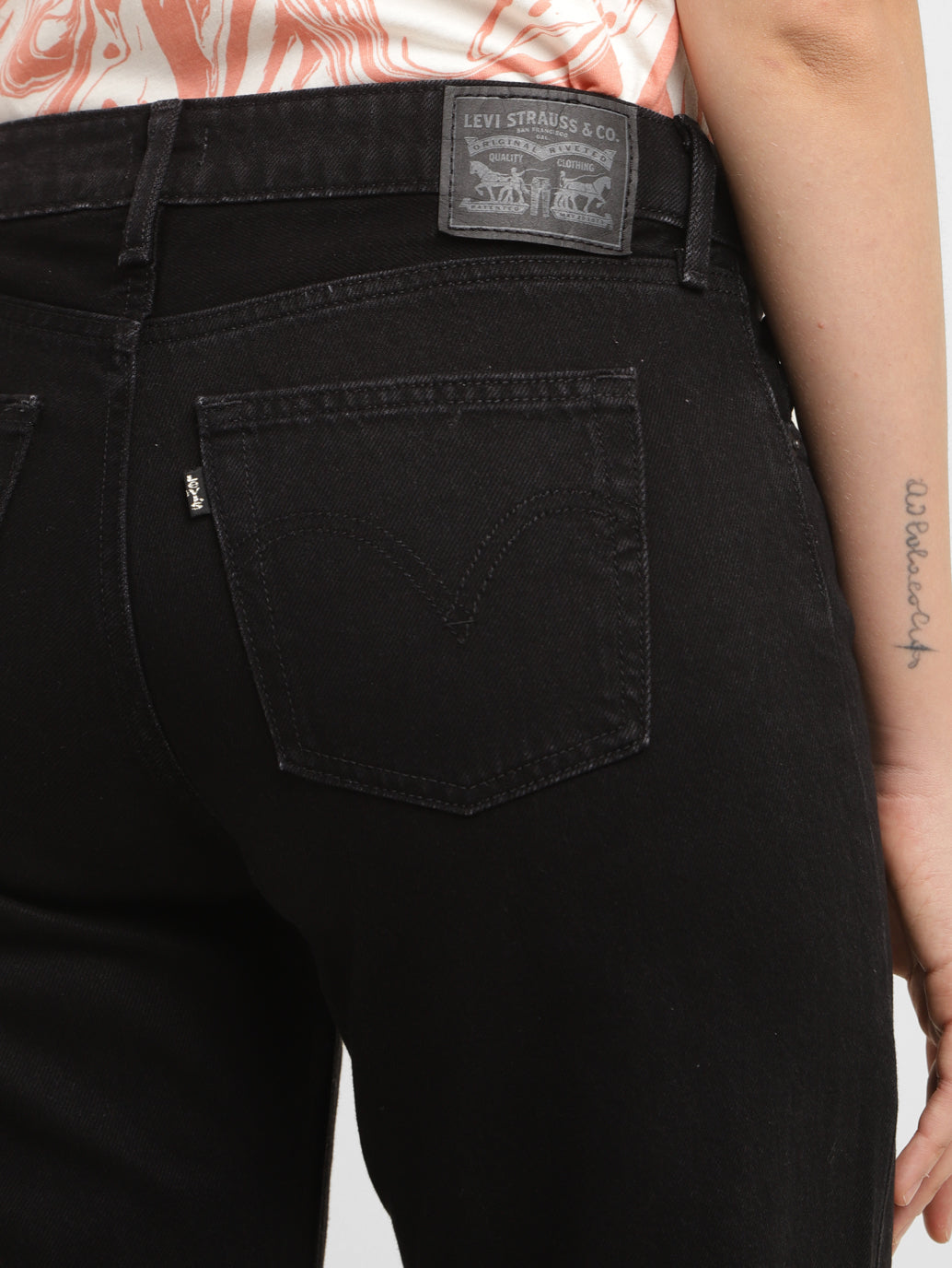 Women's Black Loose Fit Low Rise Jeans - cd1a9148-e6e9-4803-a506-508b96302edc View