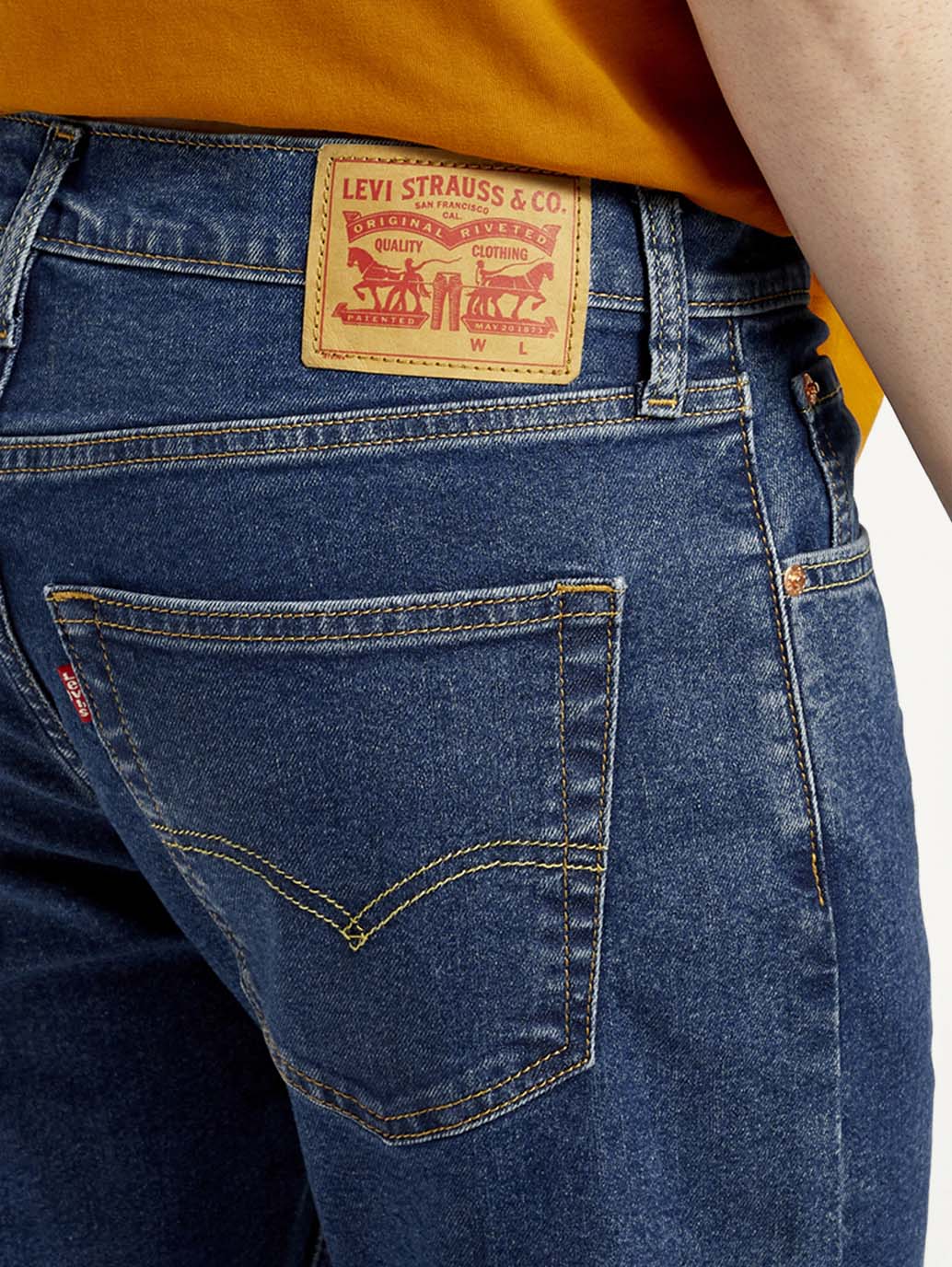 Men's 512 Navy Blue Slim Tapered Fit Mid Rise Jeans - Detail View