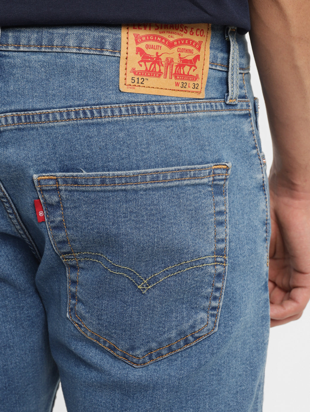 Men's 512 Blue Slim Tapered Fit Mid Rise Jeans - 8349d426-8736-41f5-bd3f-4fb417019666 View