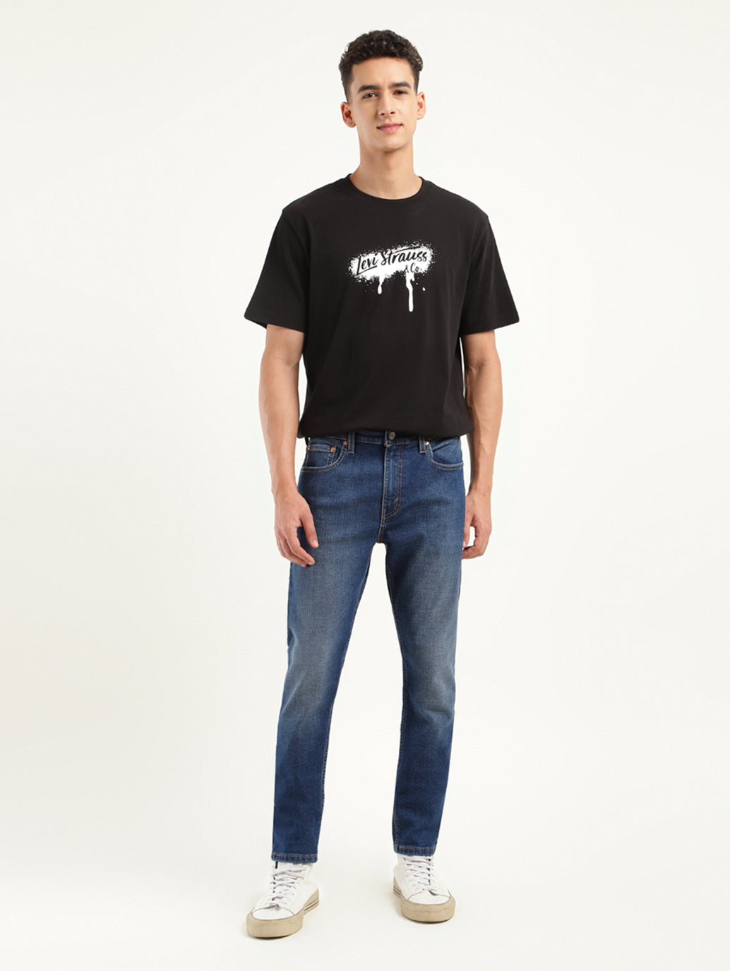 Men's 512 Blue Slim Tapered Fit Mid Rise Jeans - e0150185-b9b1-4bc4-9ab9-3aa179748785 View