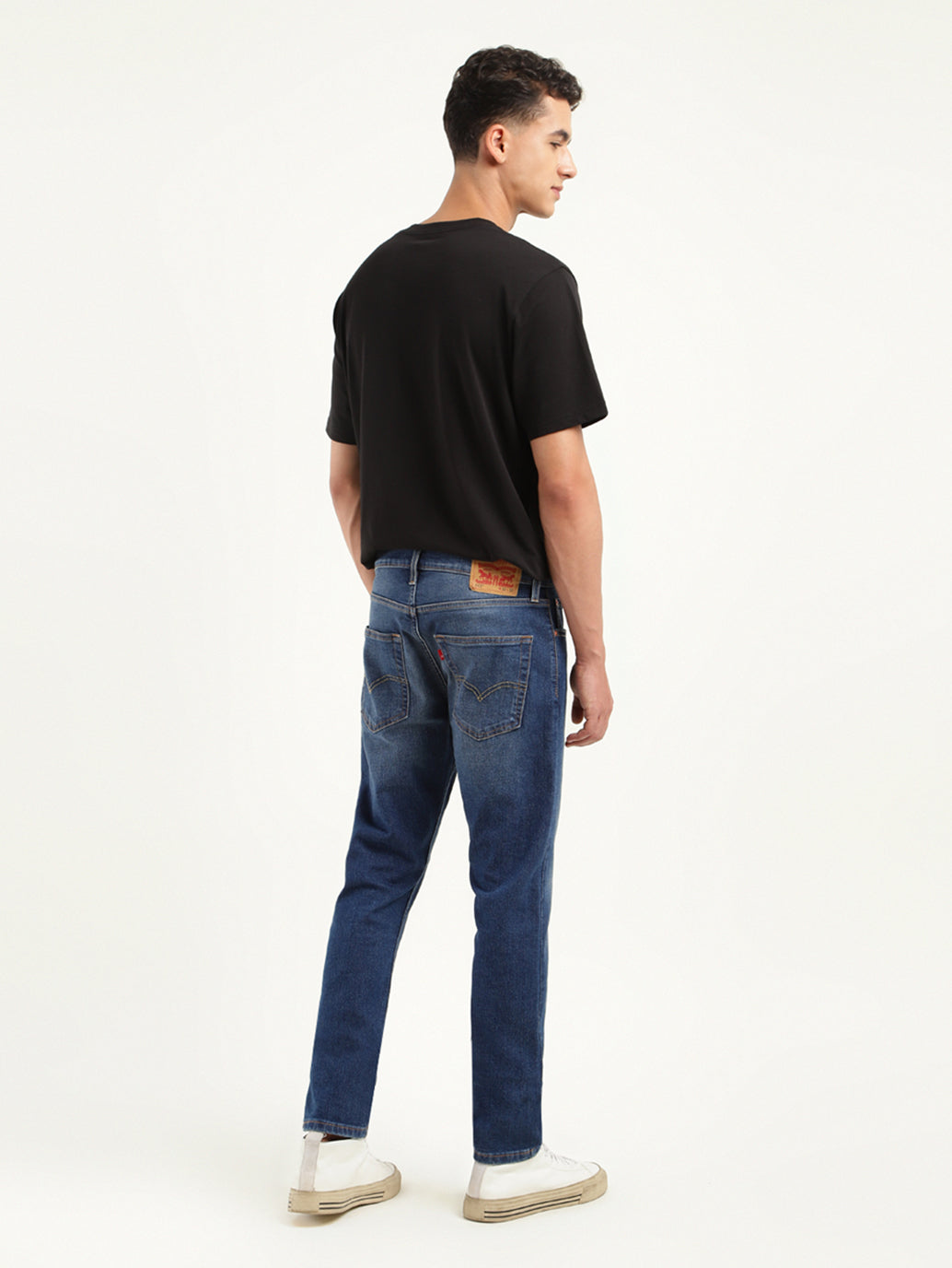 Men's 512 Blue Slim Tapered Fit Mid Rise Jeans - 745a38b6-f48b-4a71-a5dc-899eaf00fc0d View