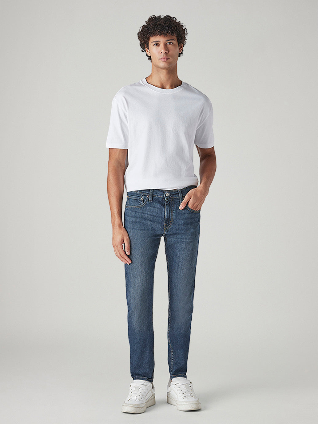 Men's 512 Blue Slim Tapered Fit Mid Rise Jeans - Front View