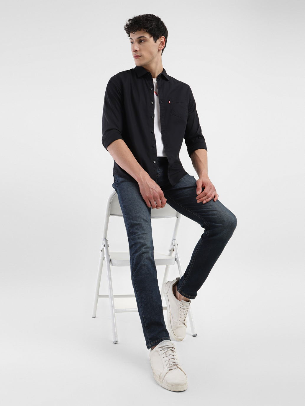 Men's 512 Blue Slim Tapered Fit Mid Rise Jeans - 54c3756e-fc72-4016-bdd9-cf35c2149934 View