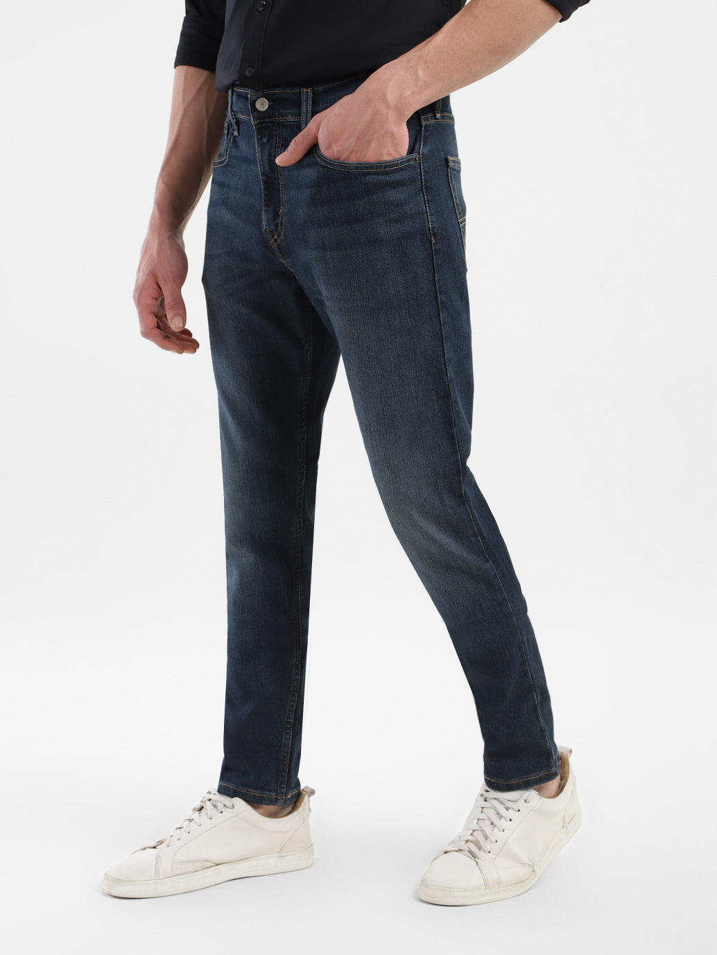 Men's 512 Blue Slim Tapered Fit Mid Rise Jeans - d48e81b5-5271-4276-a09e-274a1276aca0 View