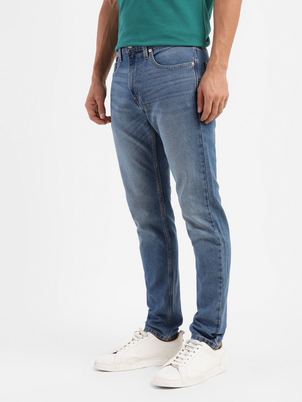 Men's 512 Blue Slim Tapered Fit Mid Rise Jeans - 66535d1d-893e-46d0-a7f9-1f244cb7a1f0 View