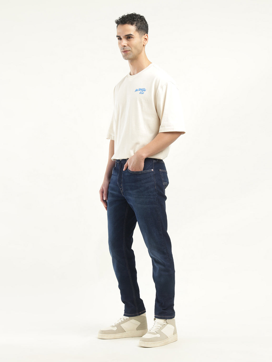Men's 512 Blue Slim Tapered Fit Mid Rise Jeans - Styleshot View