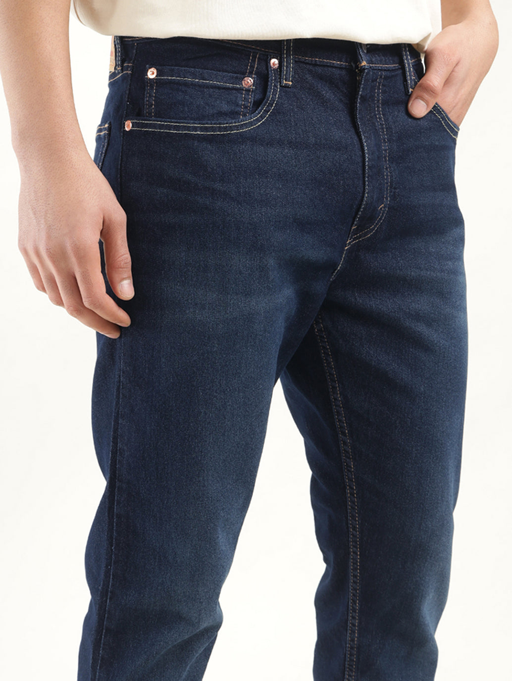 Men's 512 Blue Slim Tapered Fit Mid Rise Jeans - Detail View