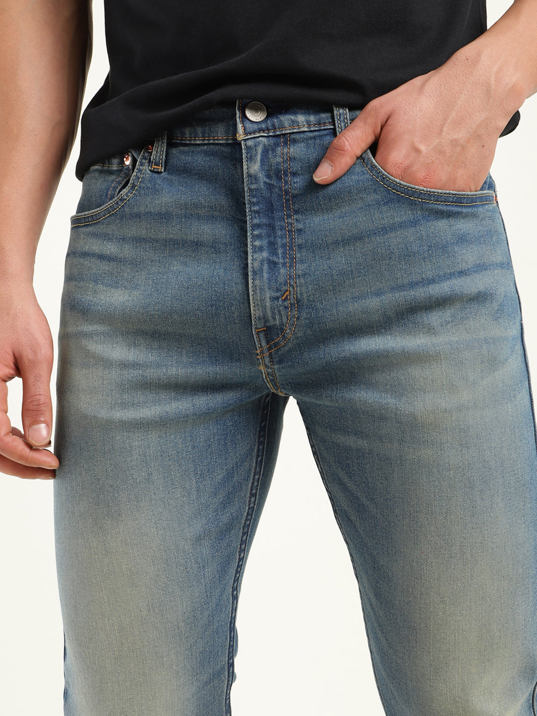 Men's 512 Blue Slim Tapered Fit Mid Rise Jeans - Detail View
