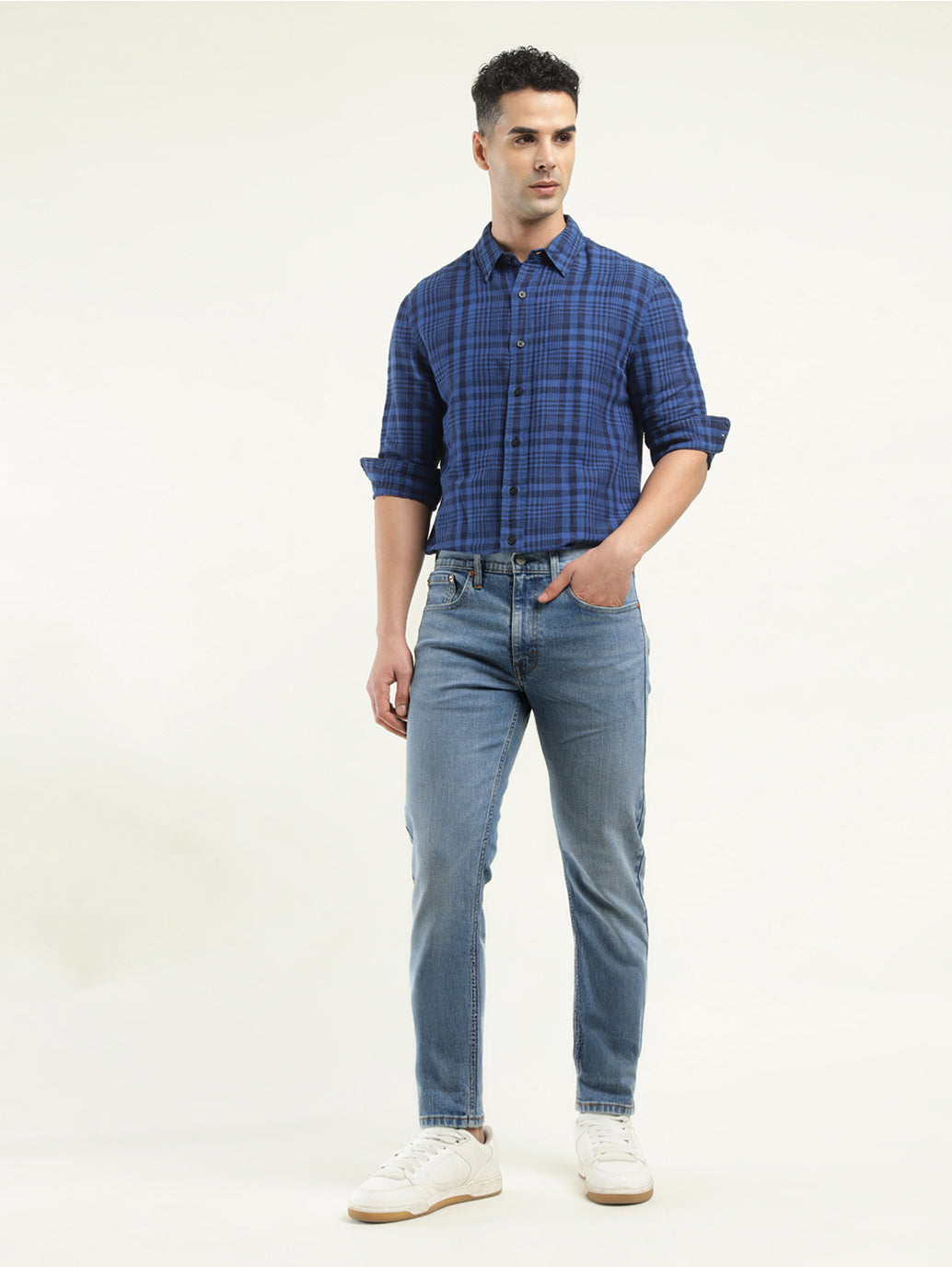 Men's 512 Indigo Slim Tapered Fit Mid Rise Jeans - Front View