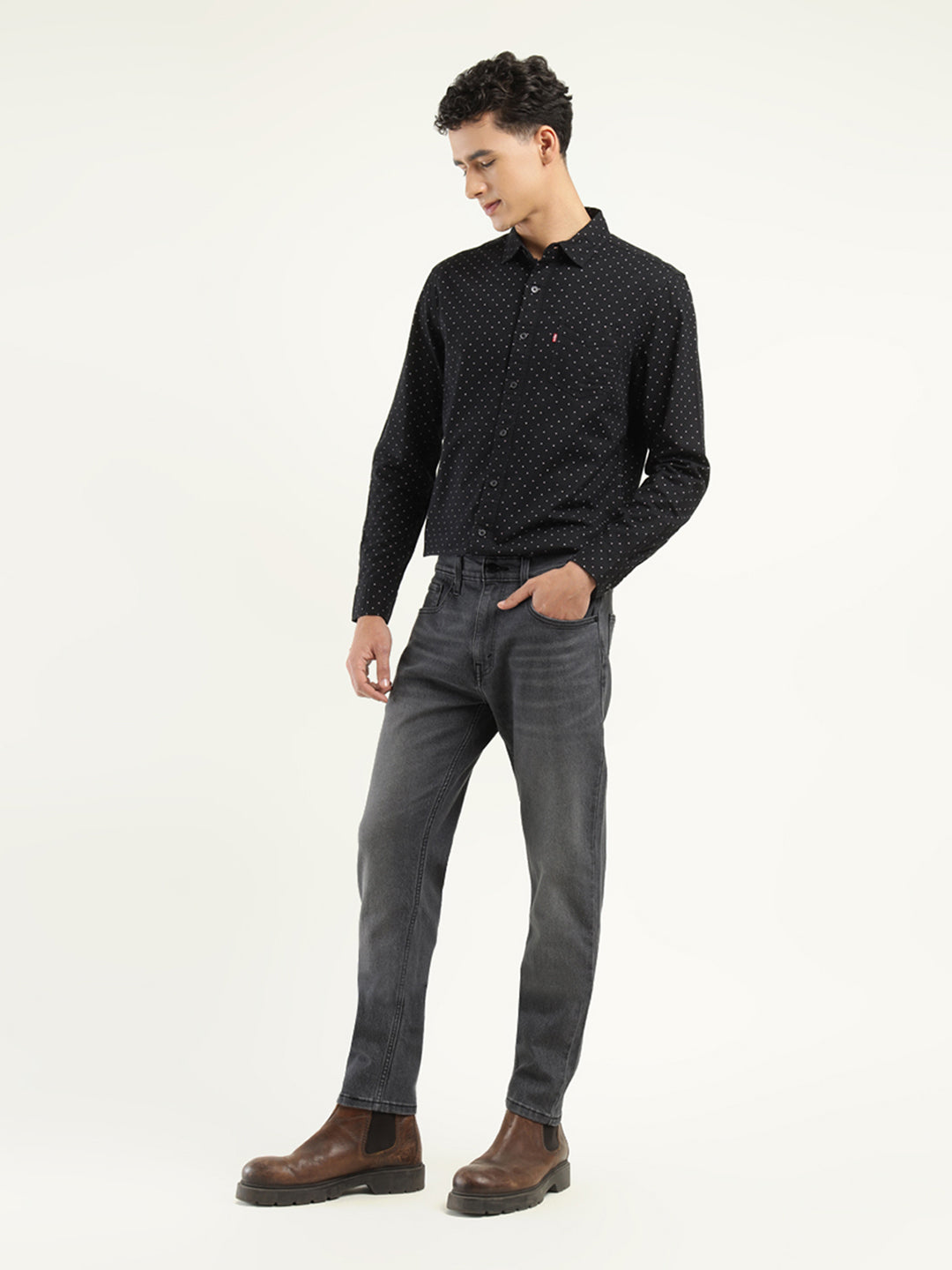 Men's 512 Black Slim Tapered Fit Mid Rise Jeans - Side View