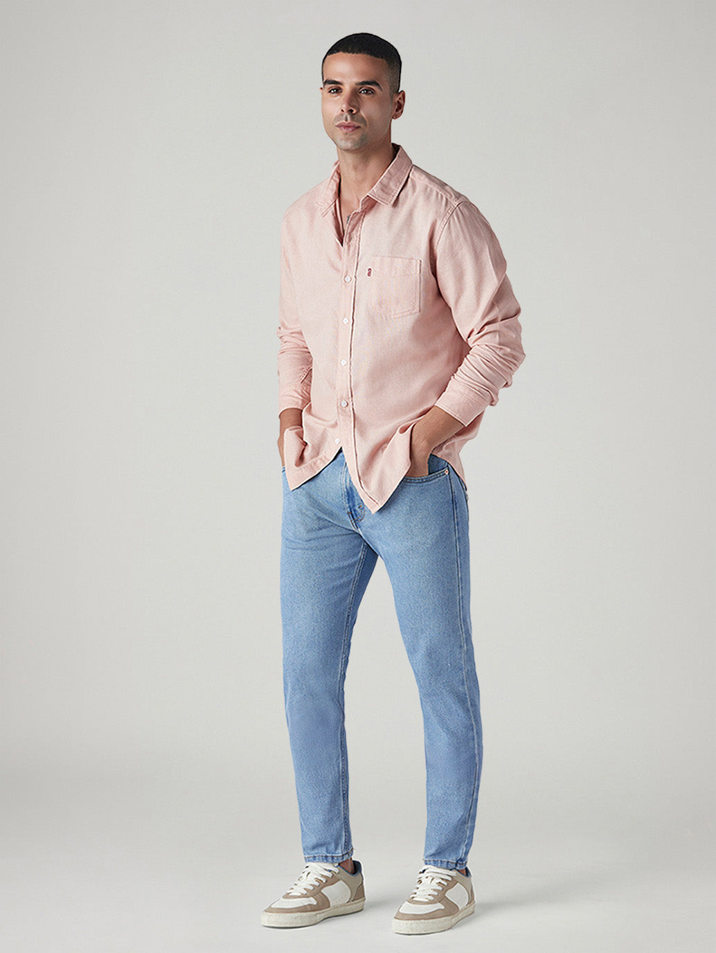 Men's 512 Light Blue Slim Tapered Fit Mid Rise Jeans