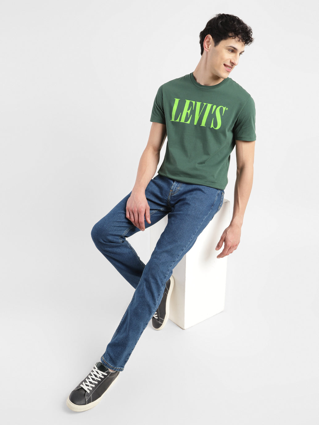 Men's 511 Navy Blue Slim Fit Mid Rise Jeans - 50f6bf92-1c18-421e-82f9-174a6c405396 View