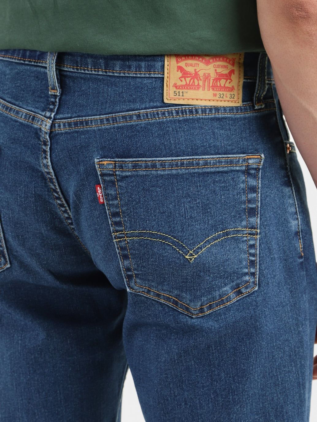 Men's 511 Navy Blue Slim Fit Mid Rise Jeans - BackDetails View