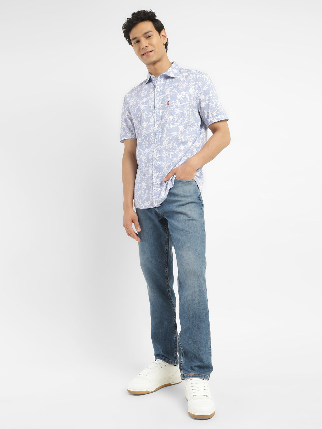 Men's 511 Blue Slim Fit Mid Rise Jeans - ModelFront View