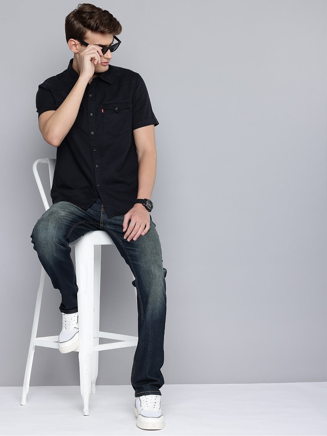 Men's 511 Blue Slim Fit Mid Rise Jeans - Details View