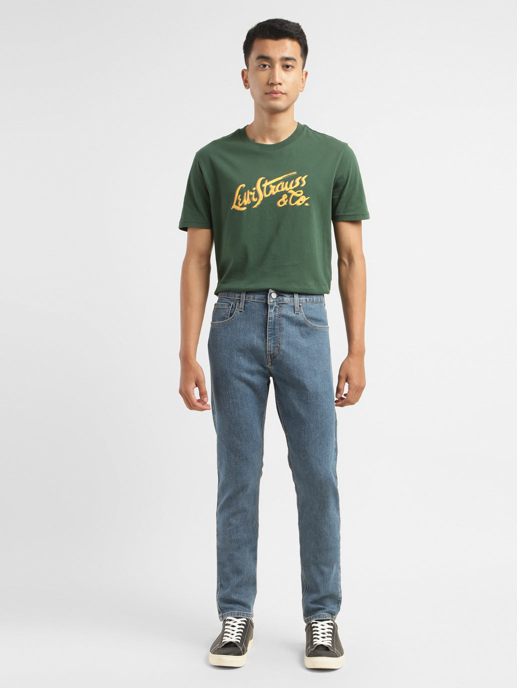 Men's 511 Blue Slim Fit Mid Rise Jeans - ModelFront View