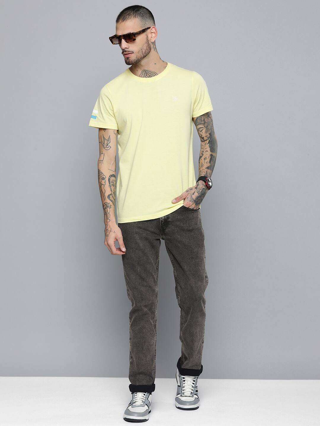 Men's 511 Grey Slim Fit Mid Rise Jeans - Style View