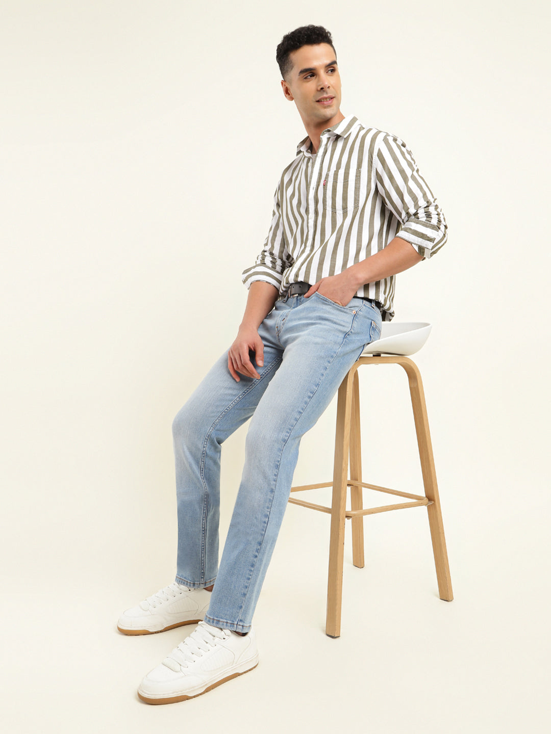 Men's 511 Blue Slim Fit Mid Rise Jeans - 20shot View