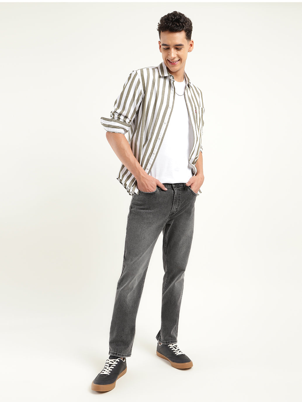 Men's 511 Black Slim Fit Mid Rise Jeans - Styleshot View