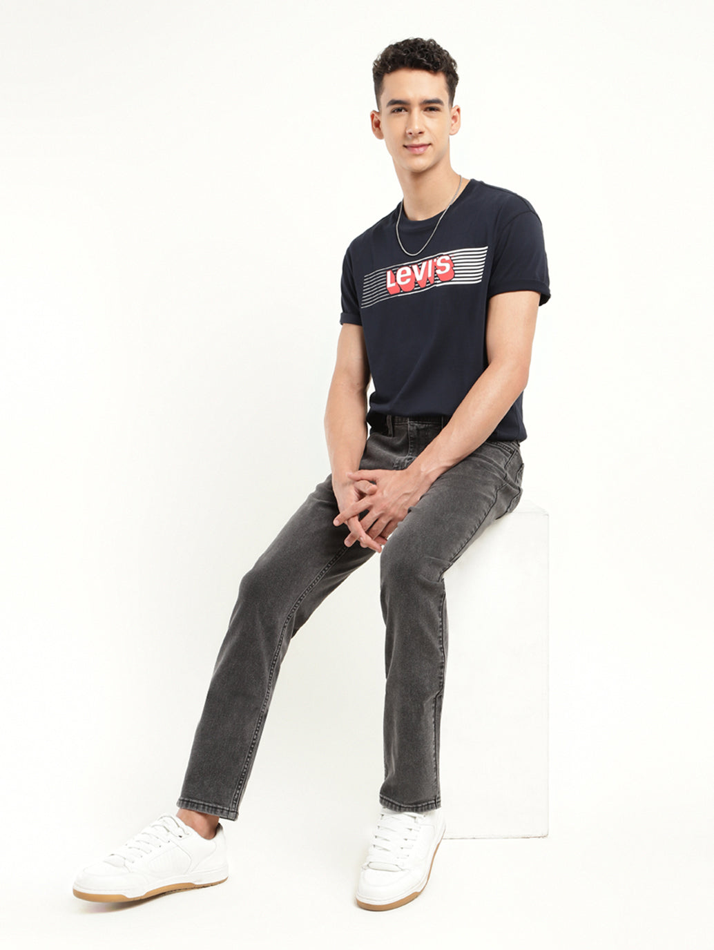 Men's 511 Black Slim Fit Mid Rise Jeans - Styleshot View