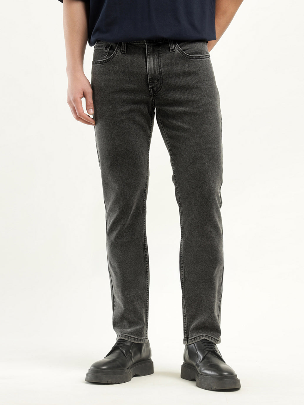 Men's 511 Black Slim Fit Mid Rise Jeans - Detail View