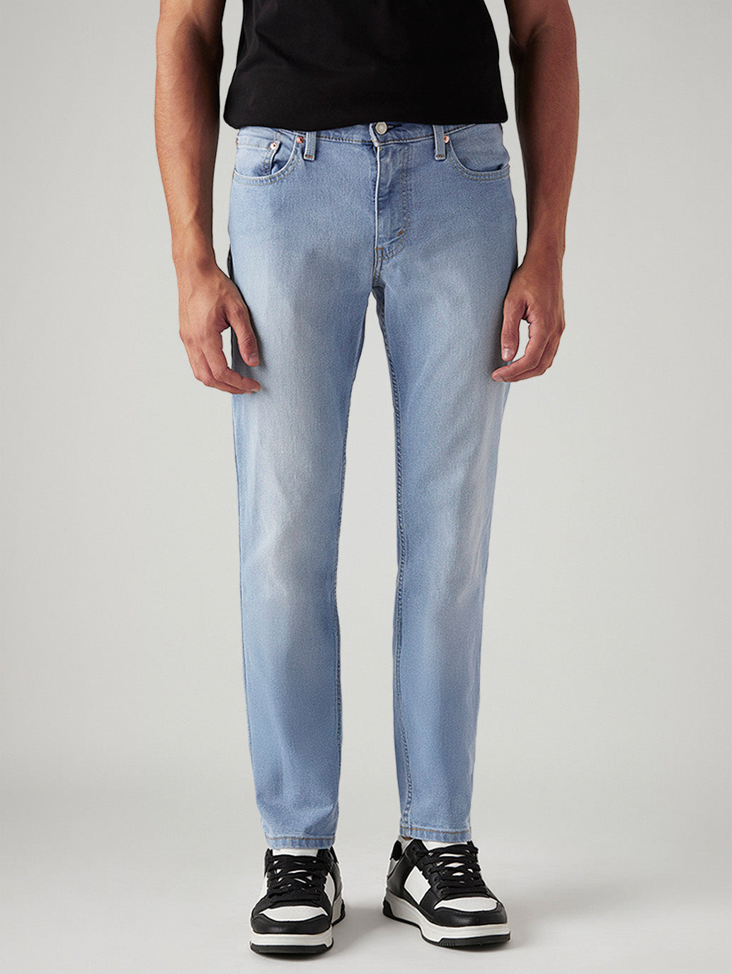 Men's 511 Light Blue Slim Fit Mid Rise Jeans - Front View