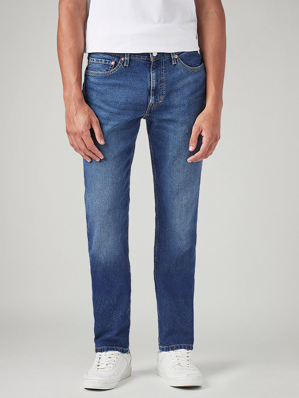 Men's 511 Blue Slim Fit Mid Rise Tinted Jeans - Front View