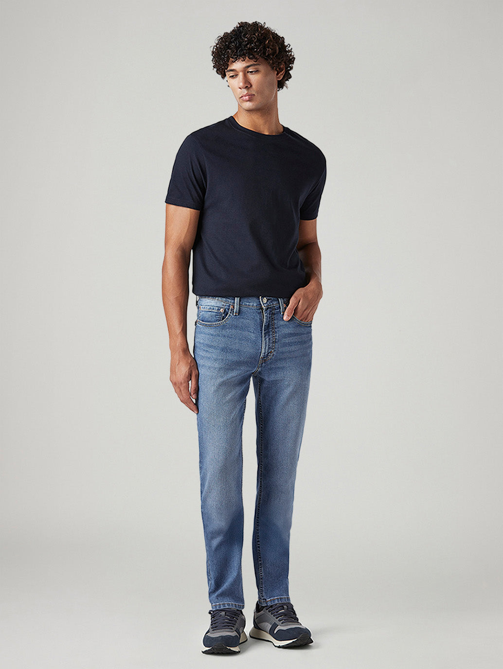 Men's 511 Med Indigo Slim Fit Mid Rise Jeans - Front View