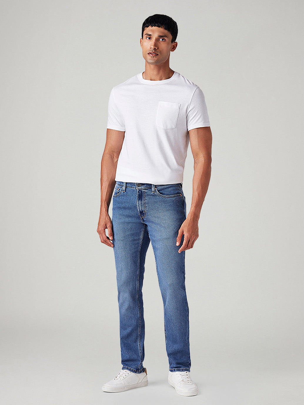 Men's 511 Light Indigo Slim Fit Mid Rise Jeans - Front View