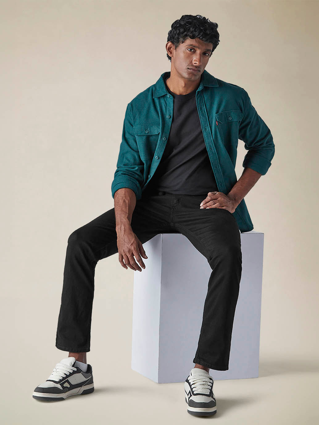 Mens 511 Mid Rise Slim Fit Cotton Stretch Blend Jeans