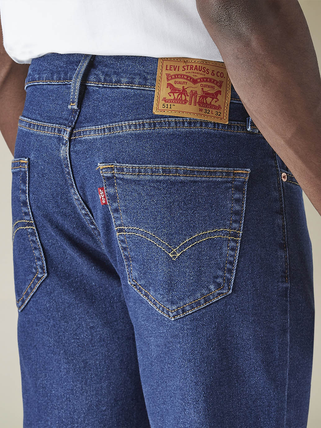 Mens 511 Mid Rise Slim Fit Cotton Stretch Blend Jeans - Detail View
