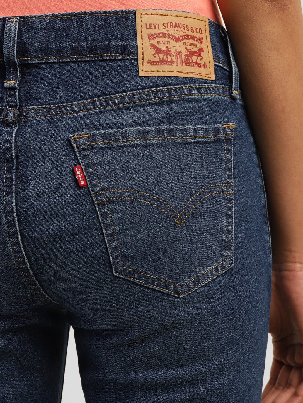 Women's 711 Blue Skinny Fit Mid Rise Jeans - BackDetails View