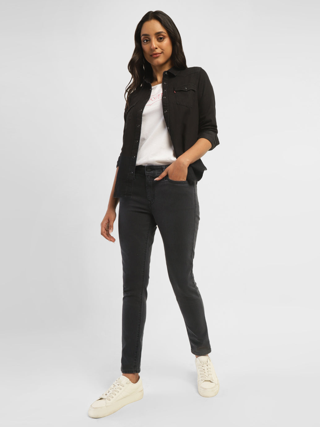 Women's 711 Black Skinny Fit Mid Rise Jeans - StyleShot View