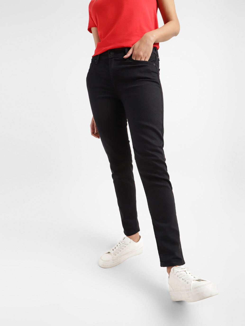 Women's 711 Black Skinny Fit Mid Rise Jeans - StyleShot View