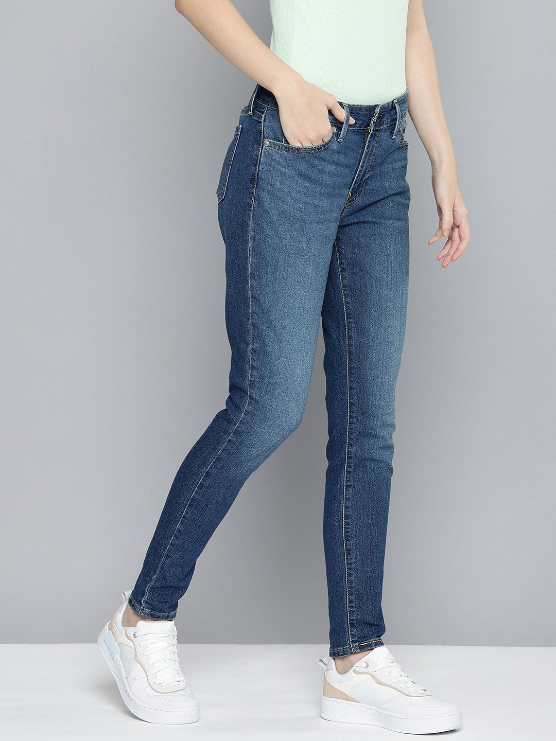Women's 711 Blue Skinny Fit Mid Rise Jeans - Side View