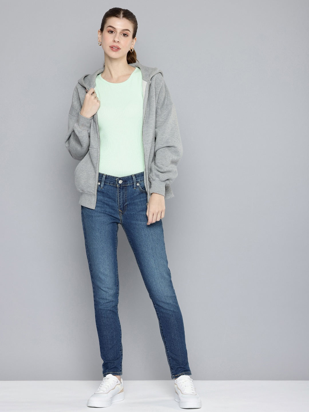 Women's 711 Blue Skinny Fit Mid Rise Jeans