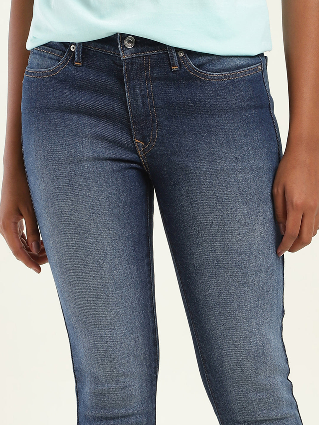 Women's 711 Blue Skinny Fit Mid Rise Jeans - 78f1336f-6535-4caf-8b26-0287056817ed View