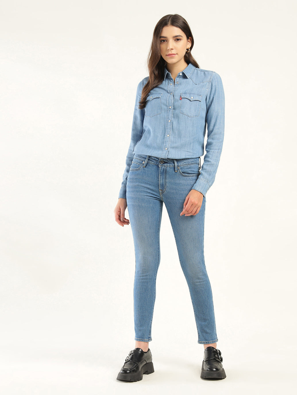 Women's 711 Blue Skinny Fit Mid Rise Jeans - Front View