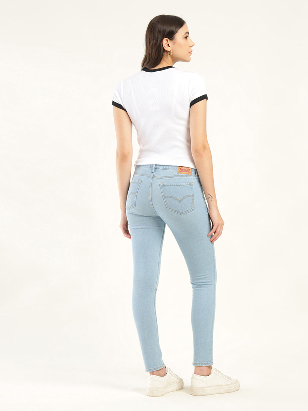 Women's 711 Blue Skinny Fit Mid Rise Jeans - Back View