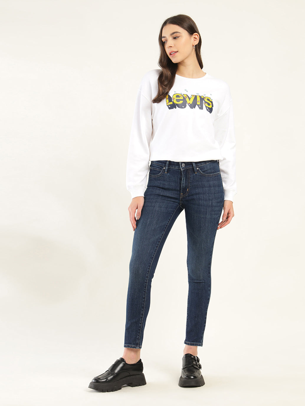 Women's 711 Blue Skinny Fit Mid Rise Jeans - Front View