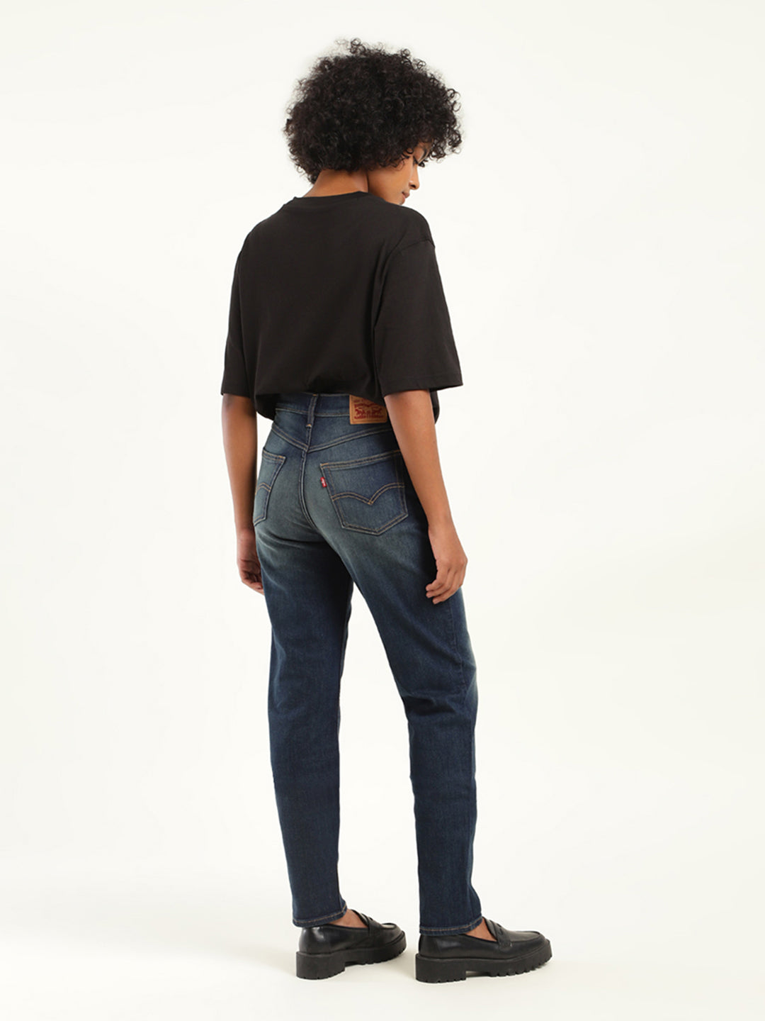 Women's 80s Mom Blue Loose Fit High Rise Jeans - d4960865-7e70-4830-b934-a1f96b04ec88 View