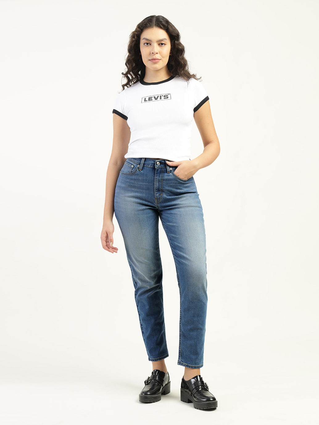Women's 80s Mom Blue Loose Fit Mid Rise Jeans - Front View