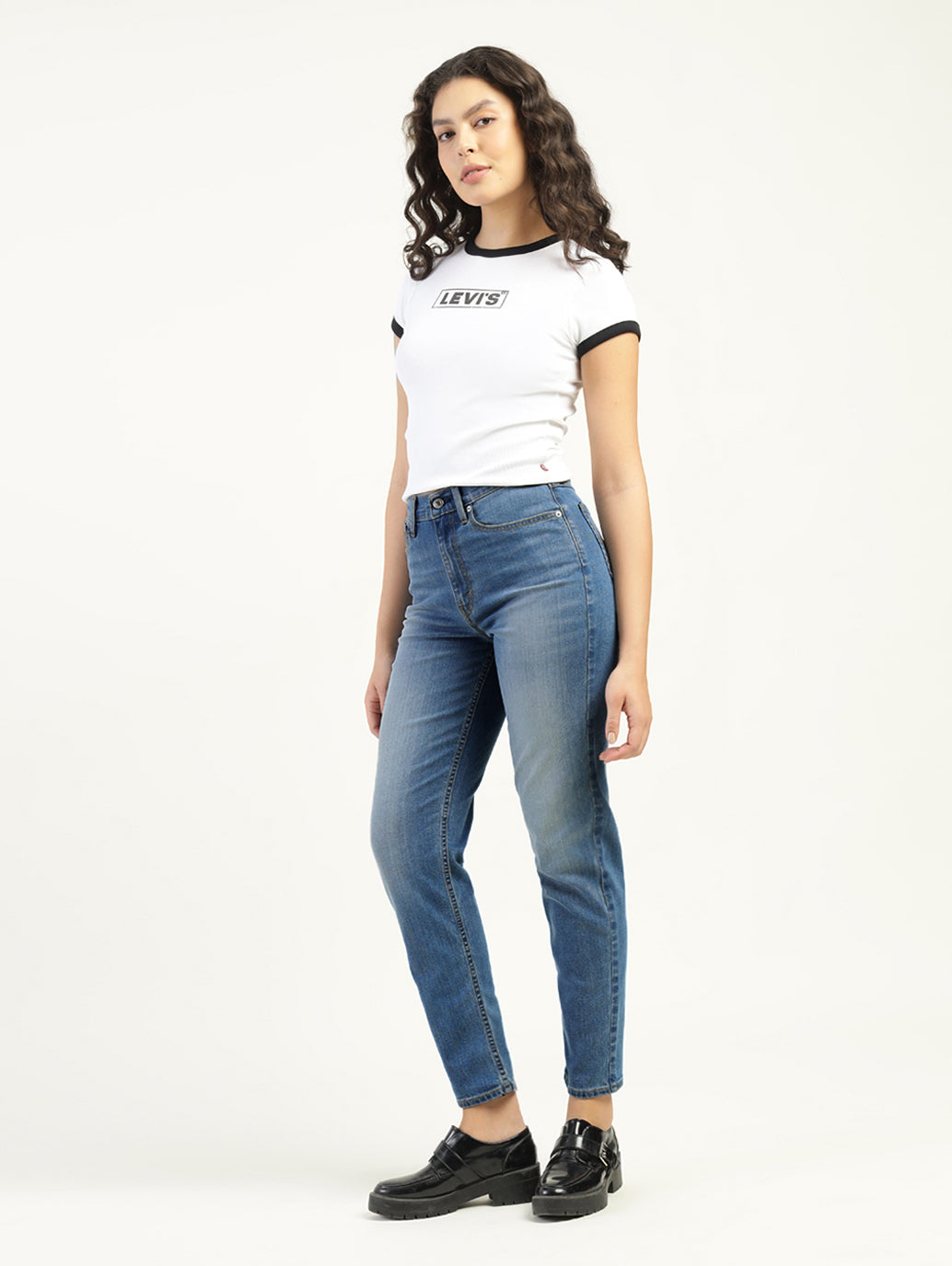 Women's 80s Mom Blue Loose Fit Mid Rise Jeans - Side View
