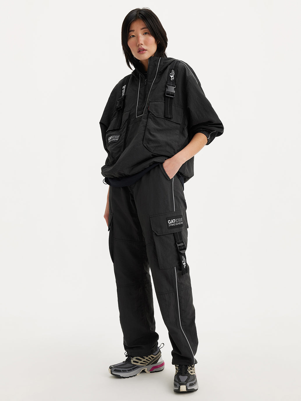 Levi's® x Gundam SEED Cargo Pants - 30b3a4fd-476d-4a22-802e-fc88d74bc4e9 View