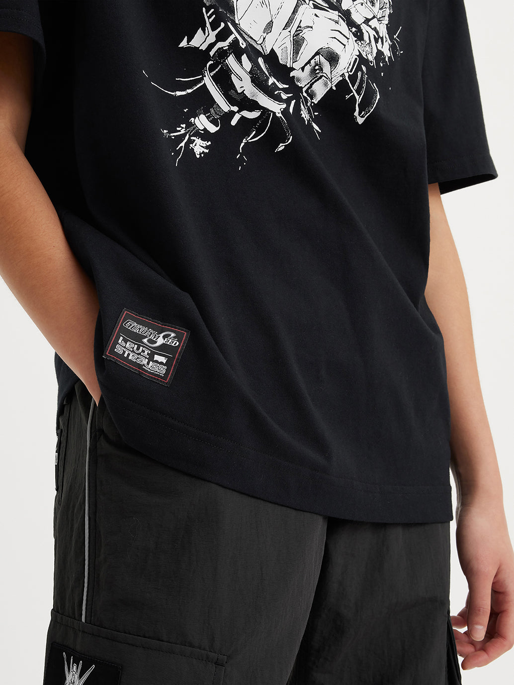 Levi's® x Gundam SEED Boxy Tee - e057e076-c067-4384-8bdb-935aa840c219 View