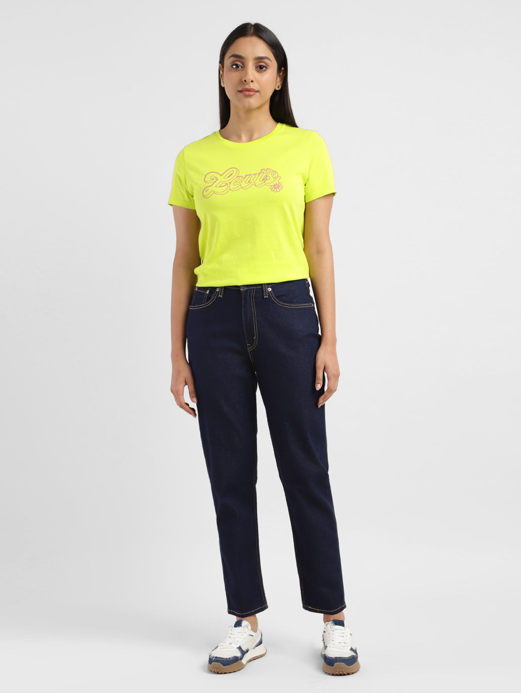 Women's 80s Mom Navy Blue Loose Fit Mid Rise Jeans - ModelFront View