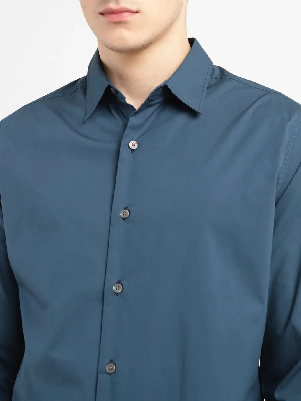 Men's Redloop Solid Slim Fit Shirt - f2f9cf28-053d-4600-8681-7617f2515018 View